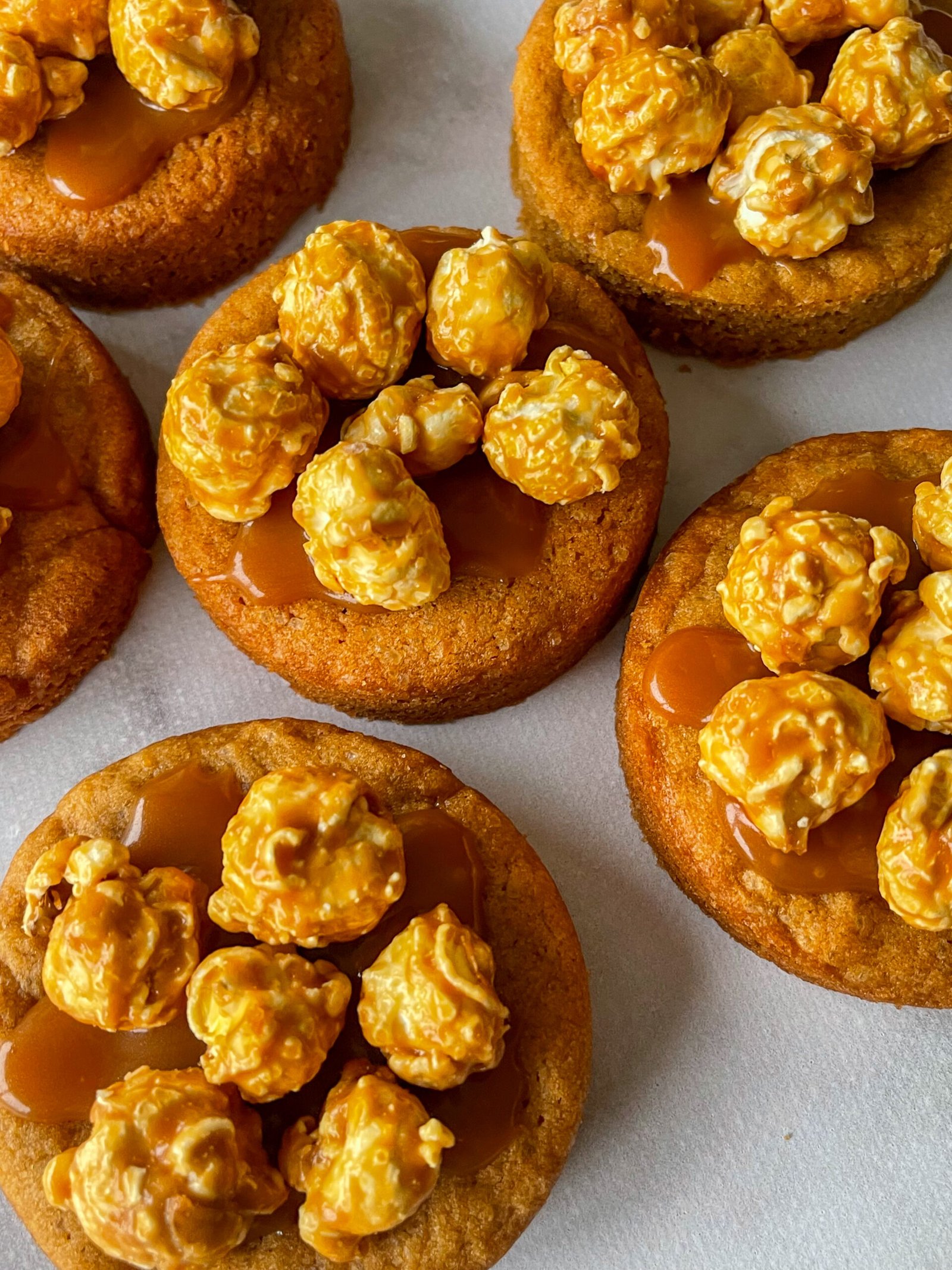 Cookies caramel popcorn